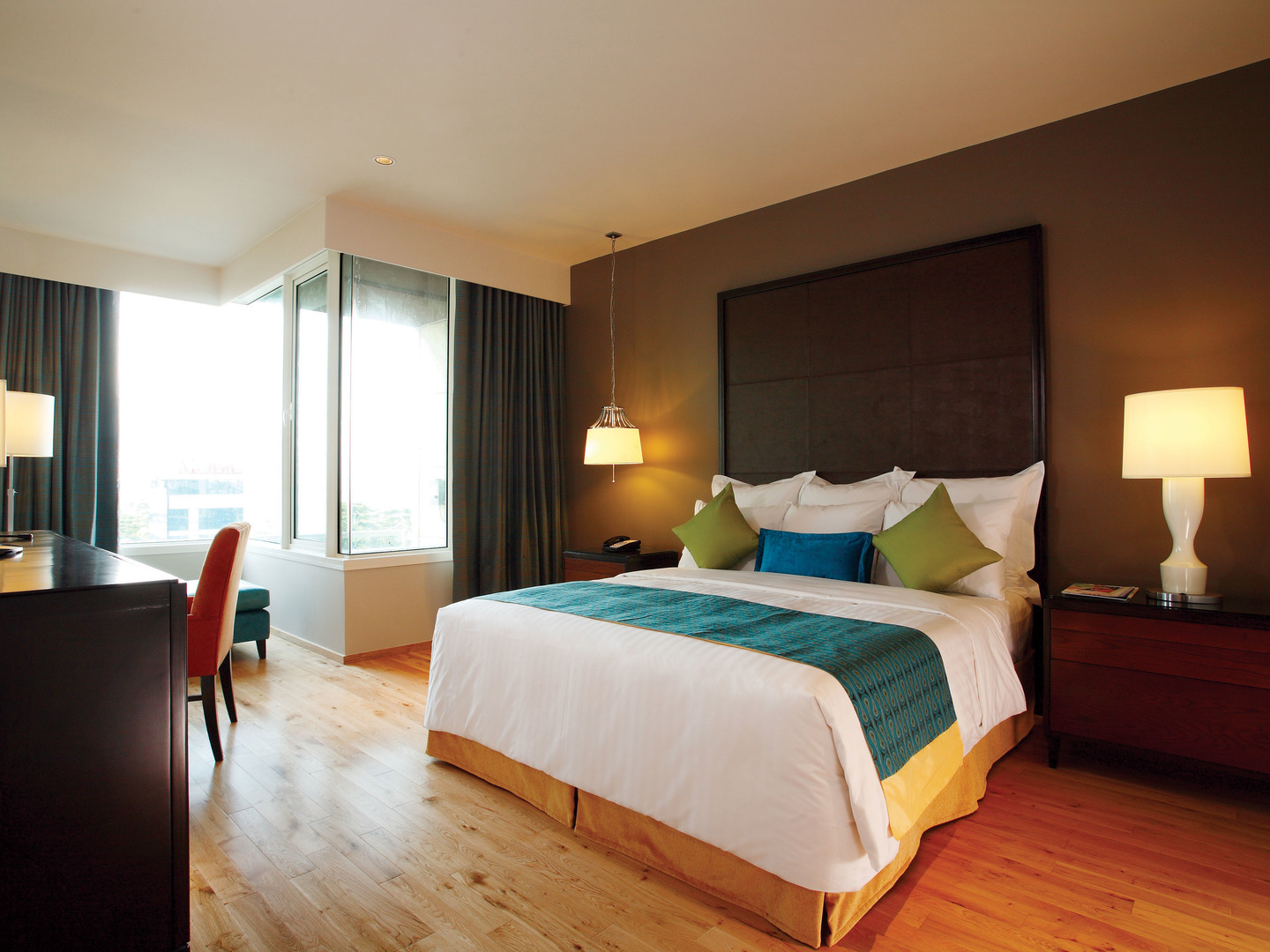 Resort Overview Marriott Vacation Club® at The Empire Place©